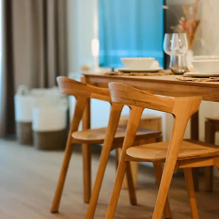 Cato - Jouw Boutique Beleving Aan Zee * Nieuport